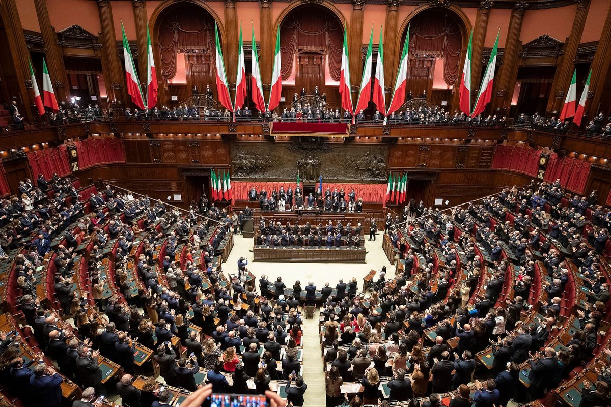 IHRA, memoria selettiva. Il PD oggi attacca ciò che ieri ha votato