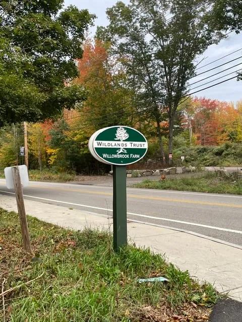 Entrance to Willowbrook Farm - photo by Anne Stanton