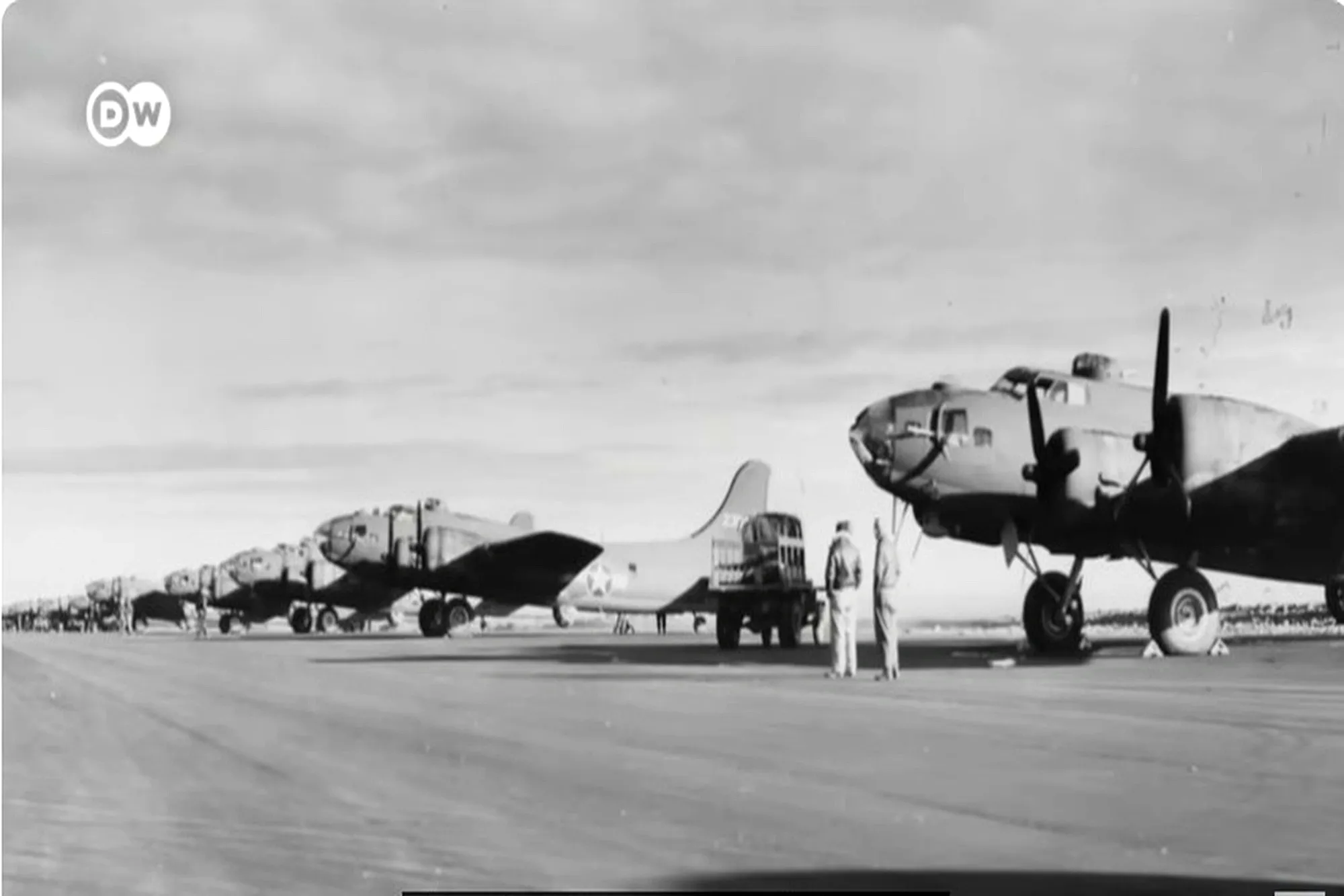 American military aircraft stationed in Greenland during World War II