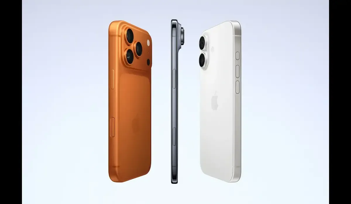 iPhone 17 Pro vs Titanium iPhones side comparison