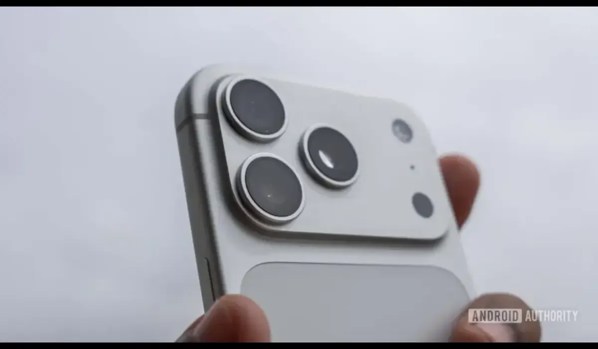 The Truth About iPhone 17 Scratchgate camera durability