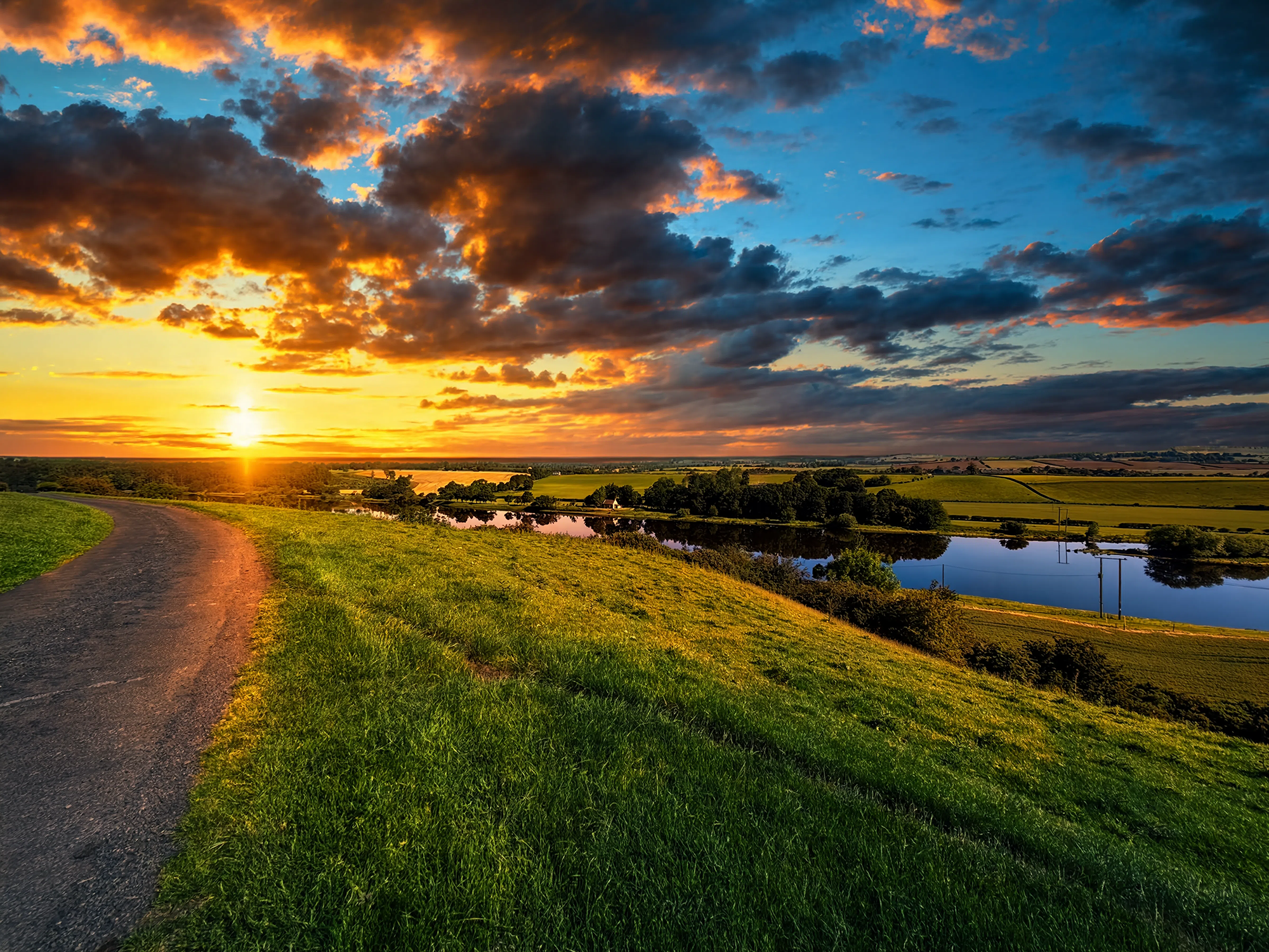 River Tweed Trail Guide
