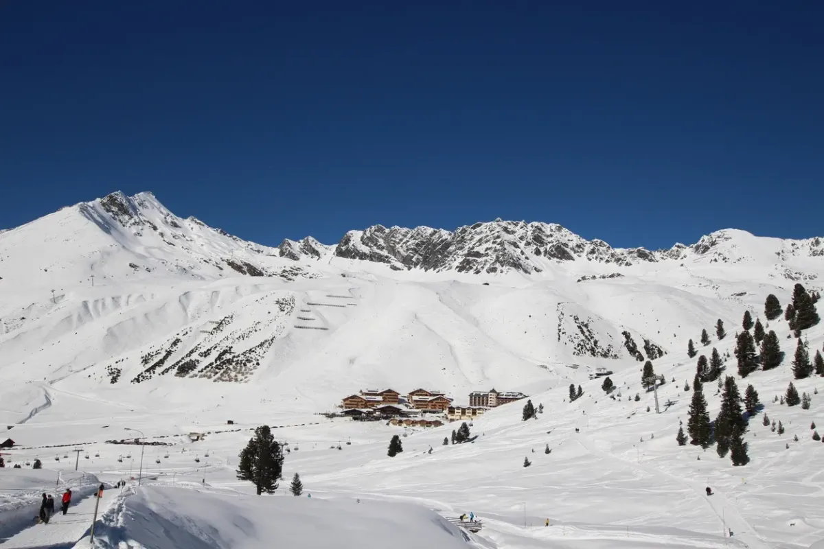 Mijanès-Donezan : La station de ski qui fait parler d'elle Image mise en avant de l’article
