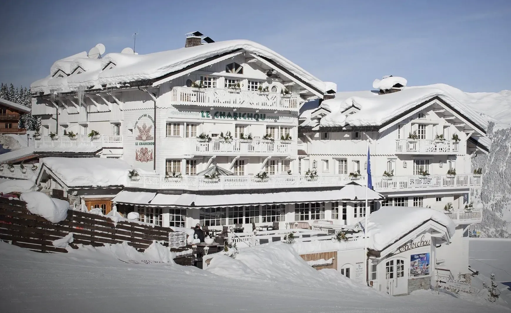 Hôtel le Chabichou : Votre Évasion de Luxe en Montagne Image de l’article