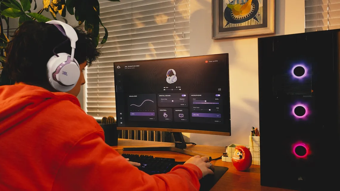 JBL Quantum 520, 520X e 120: nuove cuffie gaming da settembre