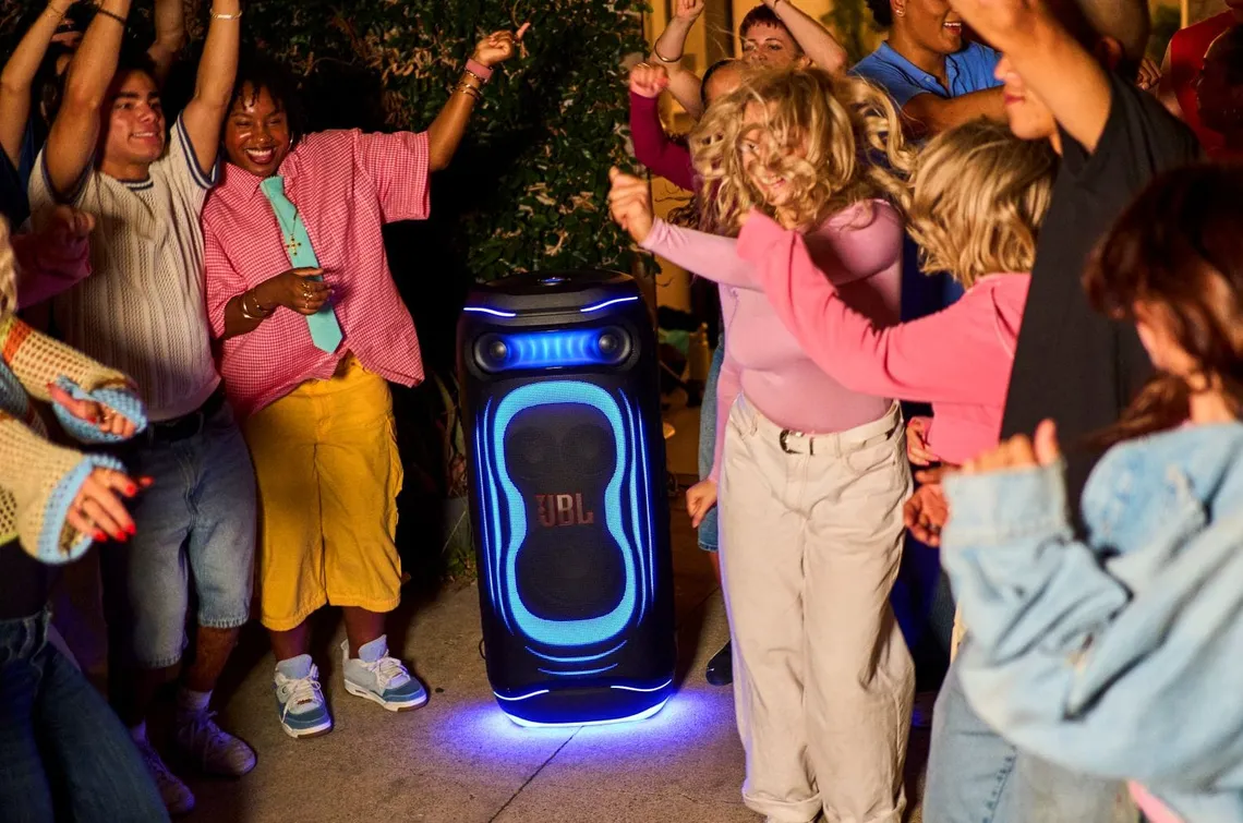 JBL PartyBox Ultimate 2: 1.500 W, karaoke AI e nuove connessioni