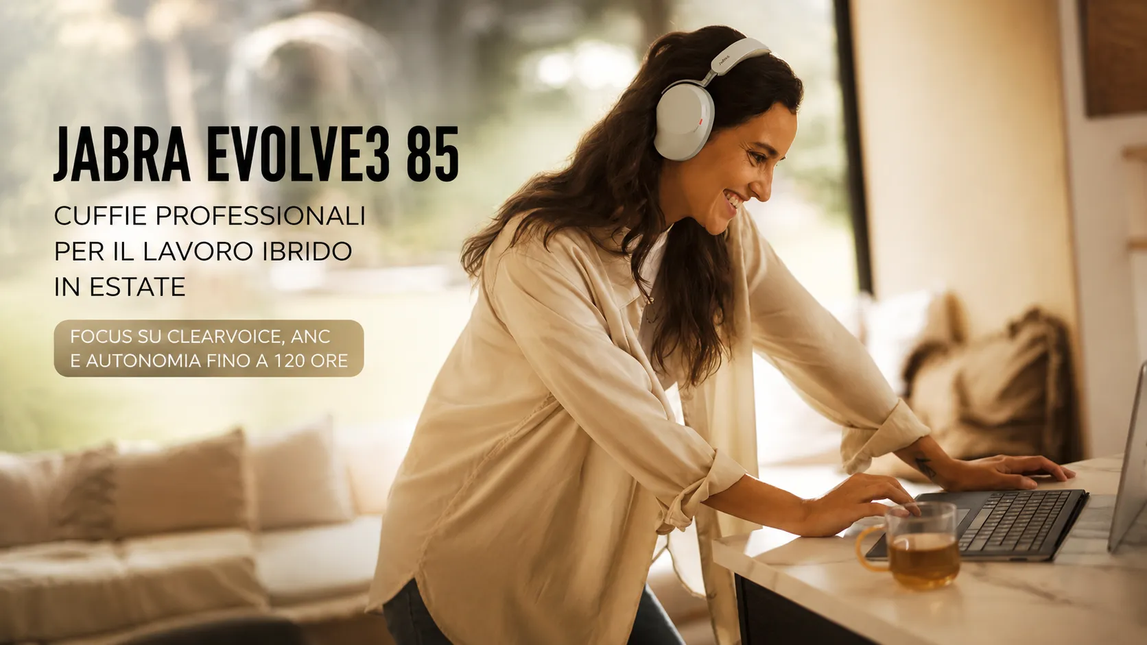 Jabra Evolve3 85: cuffie professionali per il lavoro ibrido in estate
