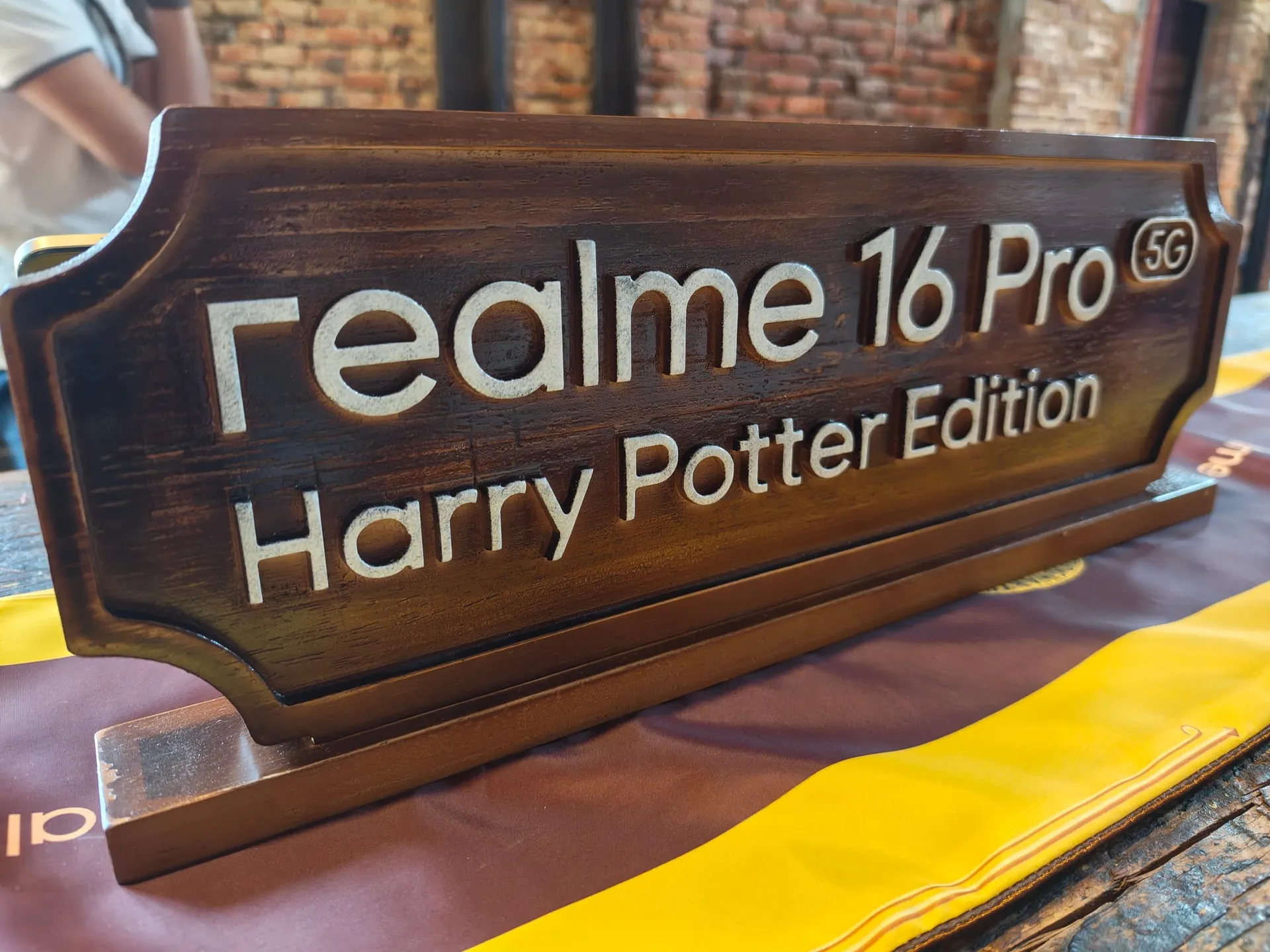 realme 16 Pro 5G Harry Potter Edition: design Hogwarts e fotocamera da 200 MP