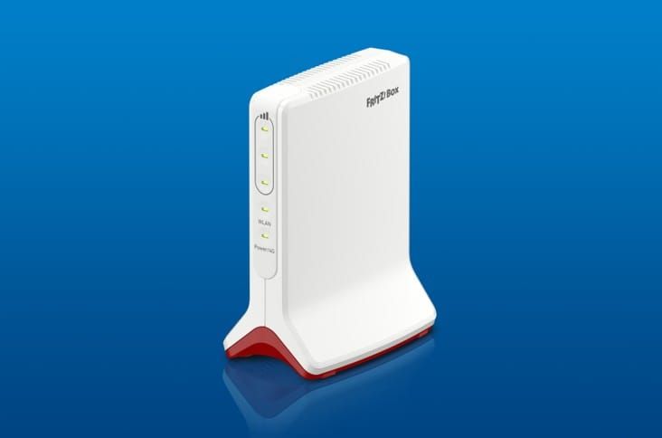 FRITZ!Box 6825 4G: il router LTE compatto per casa e mobilità