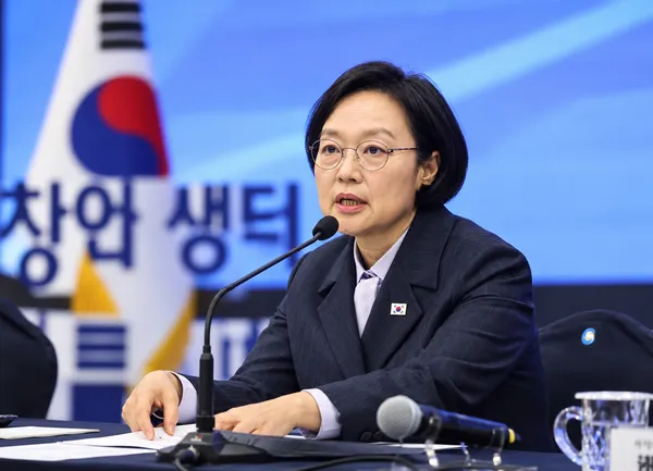 루센트블록 STO 거래소 인가 탈락 논란 확산…한성숙 총리도 “안타까운 상황”