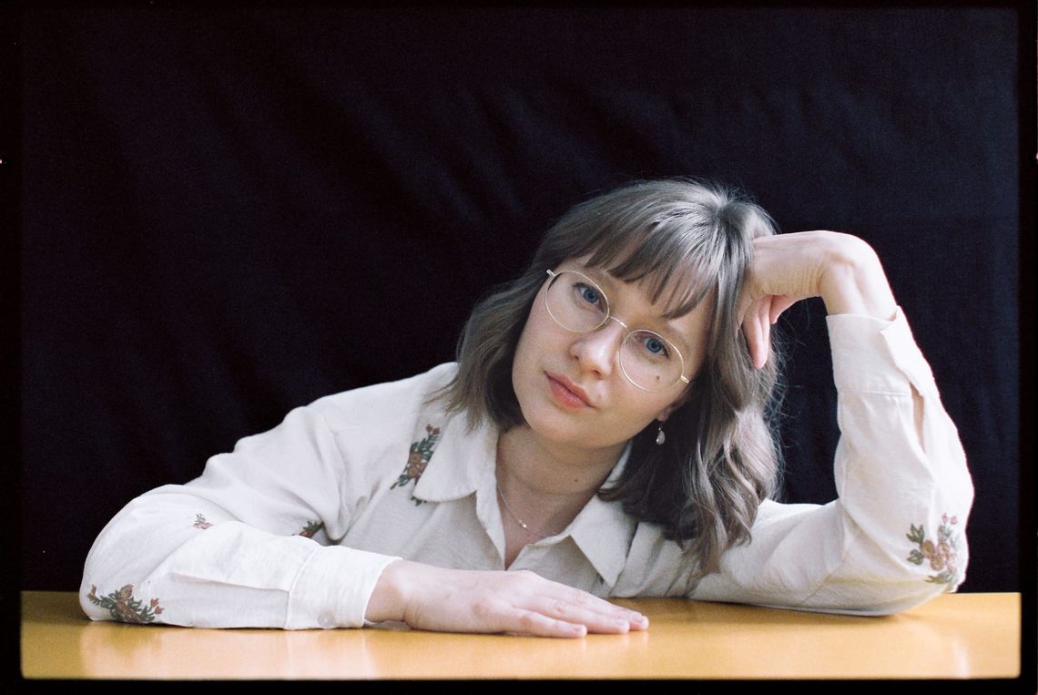 Bonus Video: Photoshoot behind-the-scenes Vlog (18:45) 📸