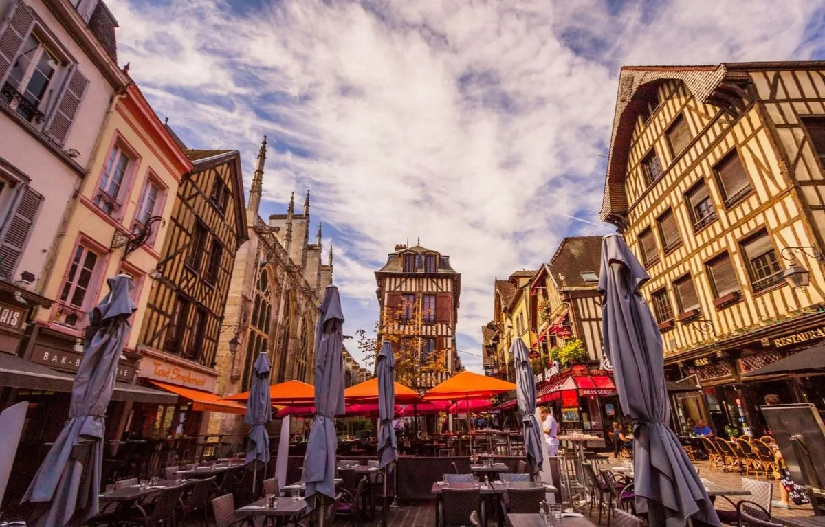 Troyes