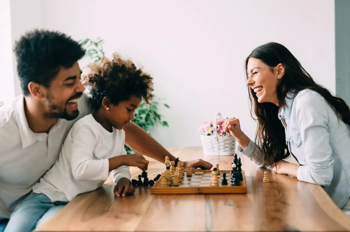 Apprendre Aux Enfants à Jouer échecs