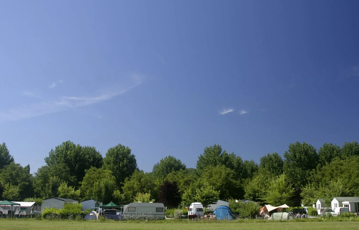 Découvrez les campings les plus accueillants de Dordogne Image de l’article