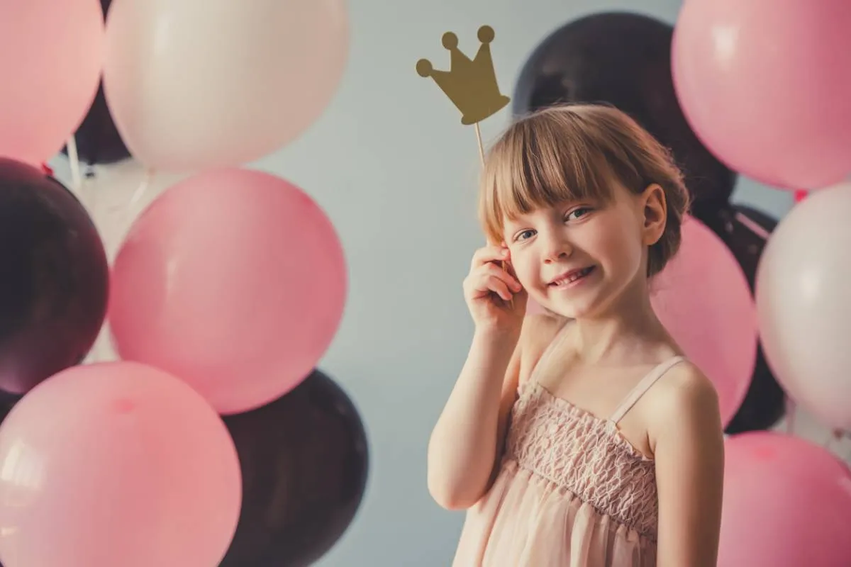 Pourquoi les petites filles veulent un anniversaire princesse ? Image de l’article