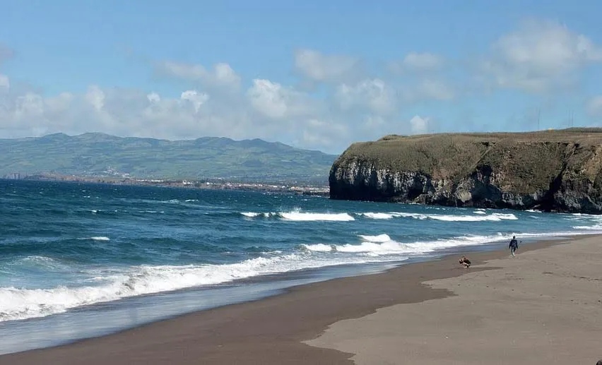 Les 12 plus belles plages à découvrir aux Açores Image de l’article