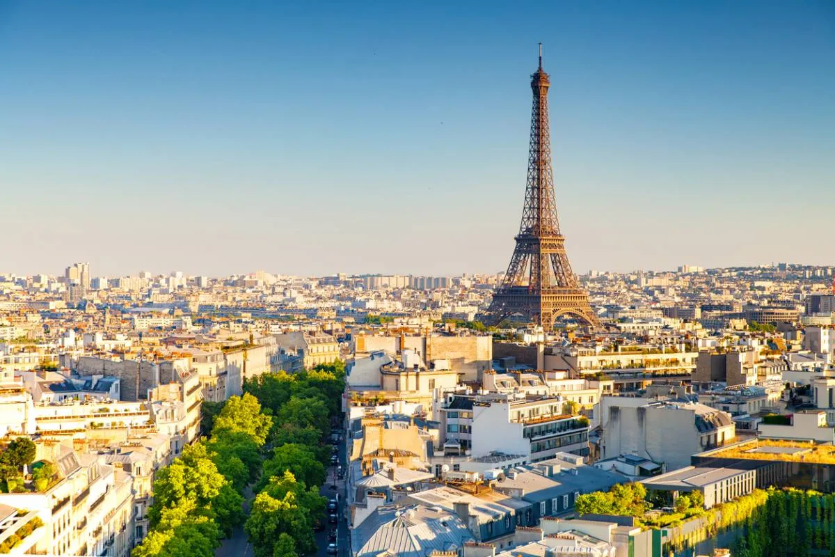 Immobilier à Paris : vendez un bien entièrement rénové Image de l’article