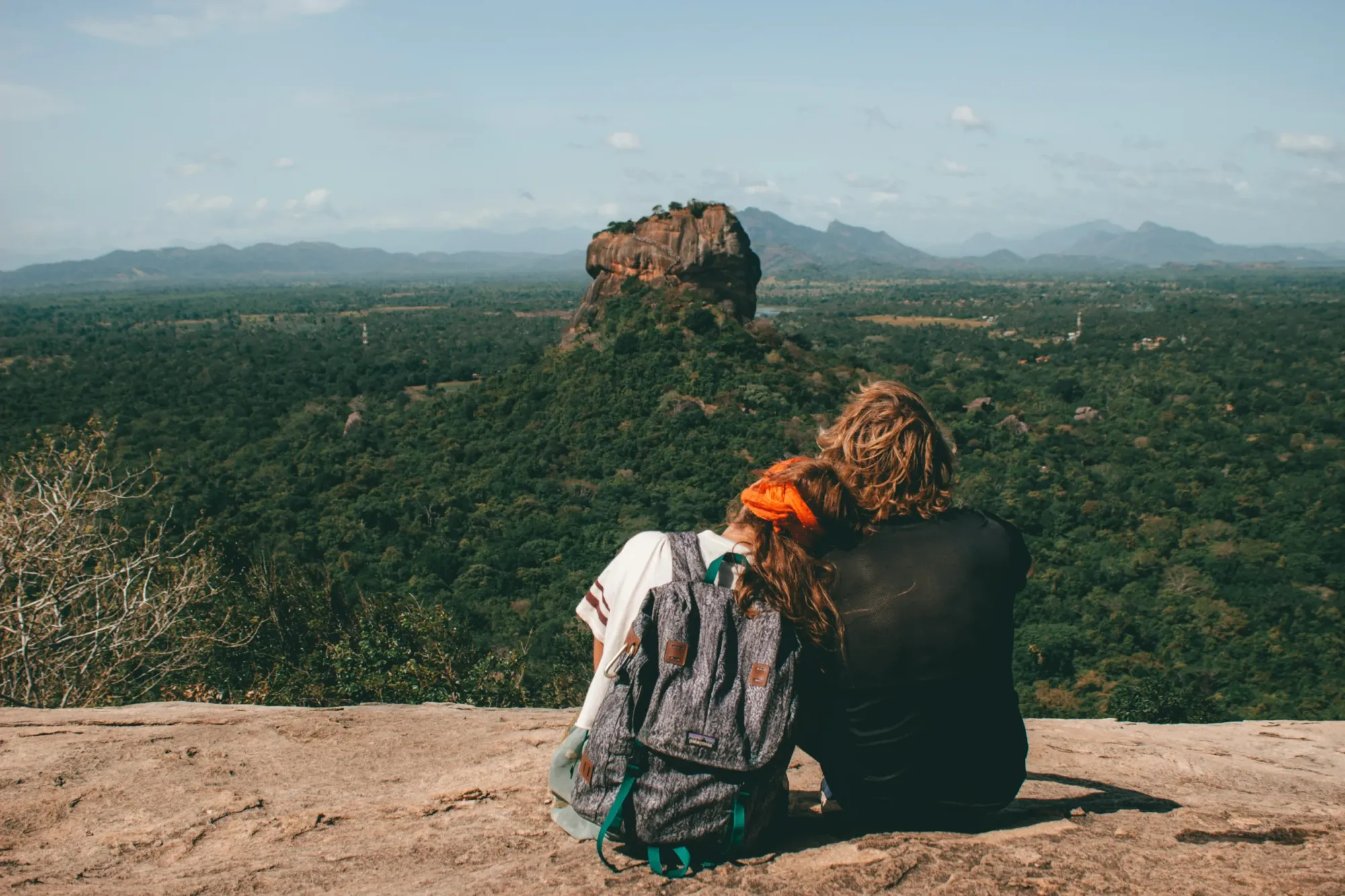 Comment bien choisir son sac à dos de voyage ? Le guide complet pour aventuriers et baroudeurs Image de l’article