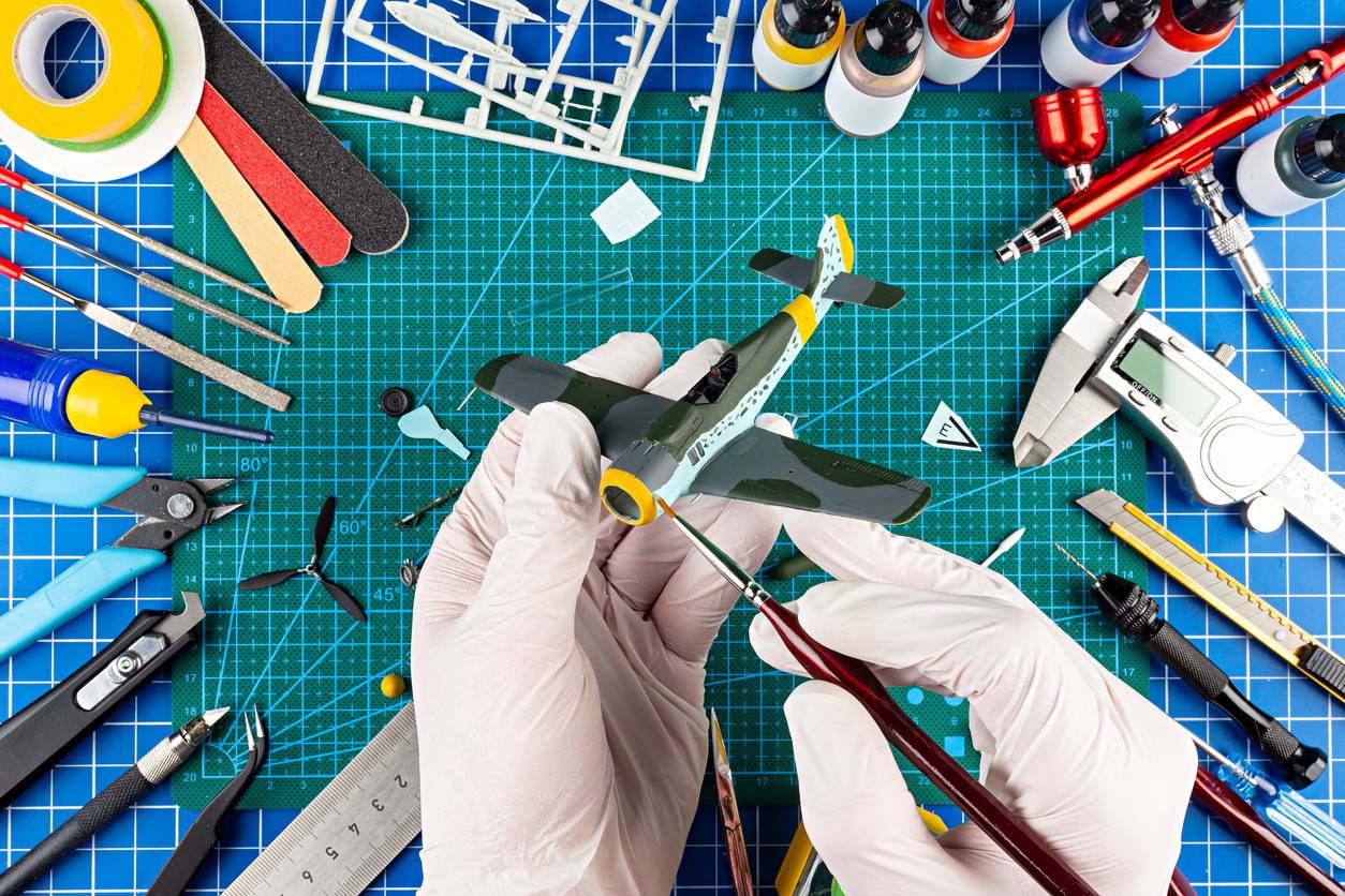 alt = maquettes bateaux, maquettes avions