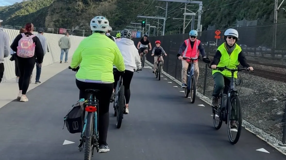 Bikers galore on Te Ara Tupua!
