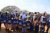 Béoumi : le ministre Sidi Touré offre 1000 kits scolaires aux élèves