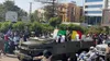 Hommage à ATT : arrivée du cortège funèbre au boulevard de l’indépendance au Mali, en images