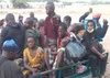 Violation des mesures de fermeture des frontières : des tricycles et un car sous scellée à Bouna