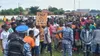 Des militants RHDP marchent sur la Mairie de Hiré pour exiger la démission de Gilbert Kacou Francis