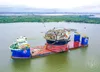 Gisement pétrolier Baleine, arrivée du "Petrojarl Kong" au port d'Abidjan