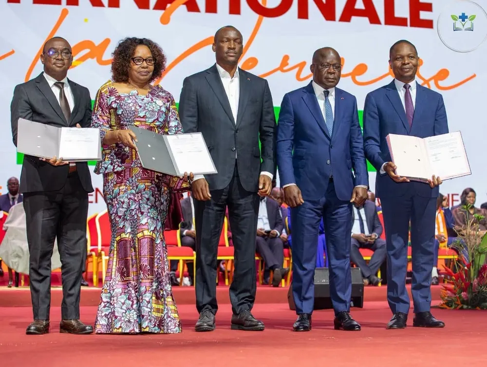 Santé en Côte d'Ivoire : une convention pour insérer 20 000 jeunes diplômés d'ici 2030