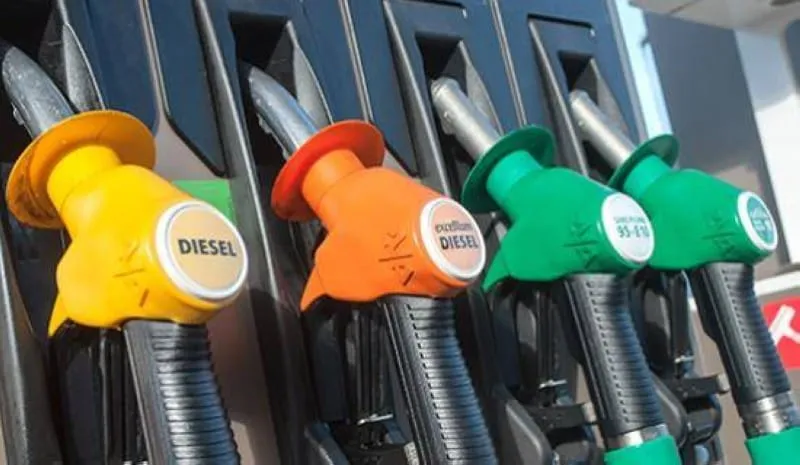 Augmentation prix des carburants au Sénégal : le super passe à 990 et le gasoil à 755 FCFA le litre dès ce 15 août
