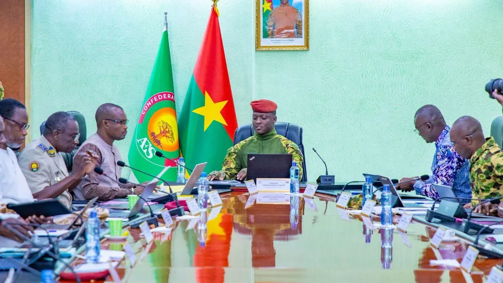 Burkina Faso : les ONG sommées de consacrer 80 % de leur budget au terrain