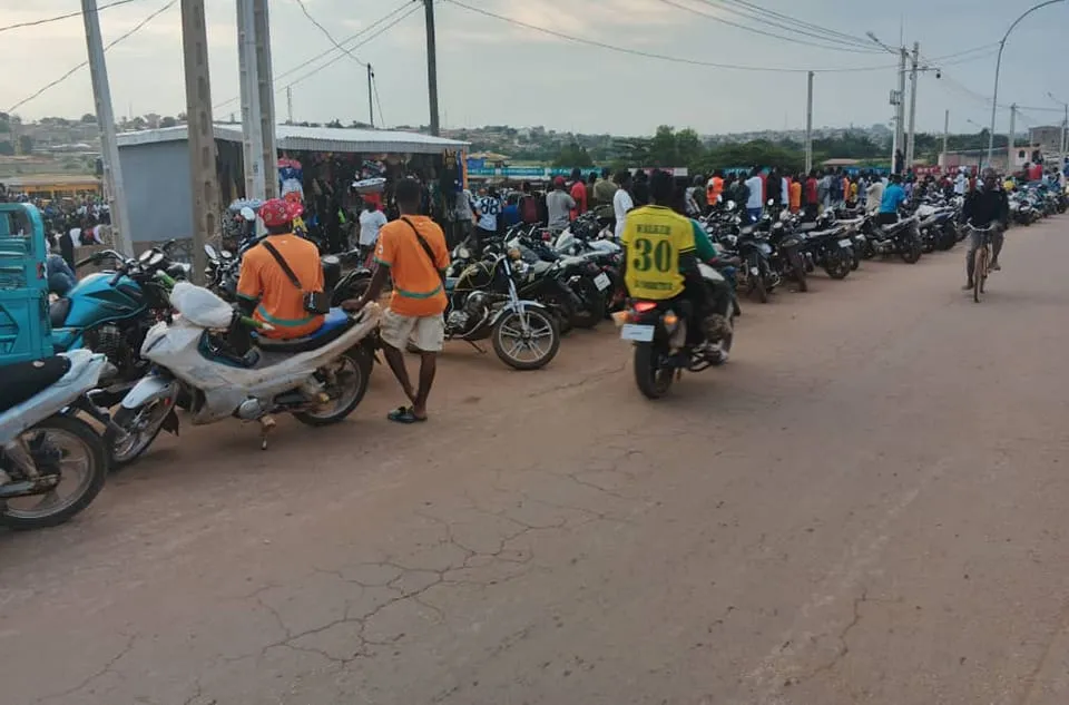 Immatriculation en Côte d'Ivoire : tolérance zéro pour les motos et tricycles non immatriculés