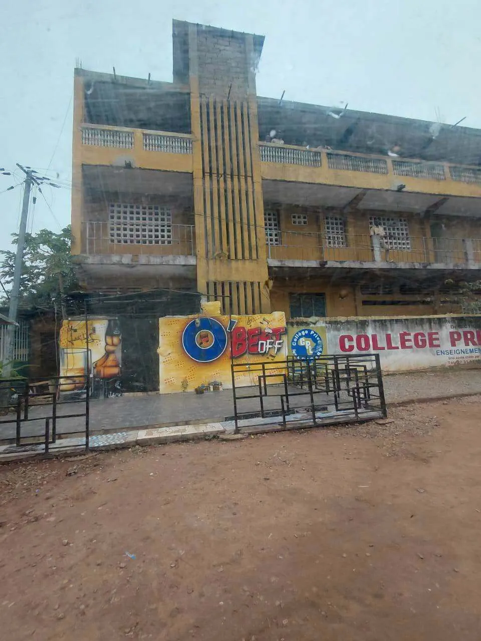 Bar dans un collège à Bouaké : l'établissement privé "Les Leaders" fermé