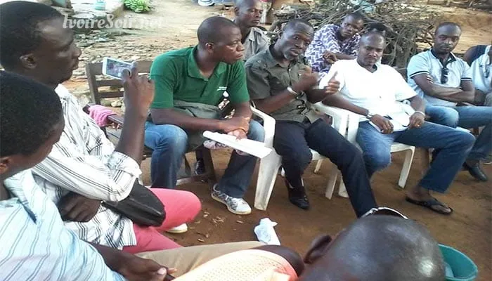 « les Ivoiriens n’en peuvent plus parce qu’ils vivent au 21è siècle, dans un cadre institutionnel du 20è siècle » (Innocent Gnelbin)