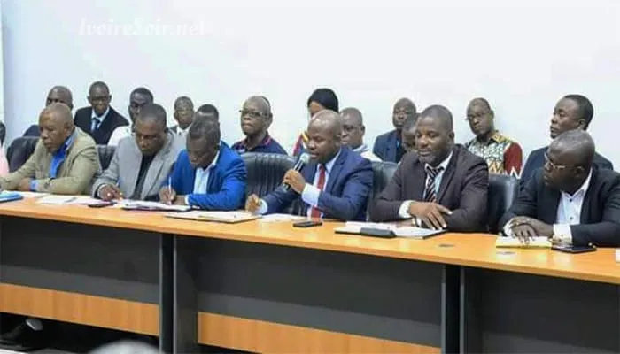 La Cosefci et le Synet aux enseignants du primaire et du secondaire : « Resserrez les rangs face aux intimidations »