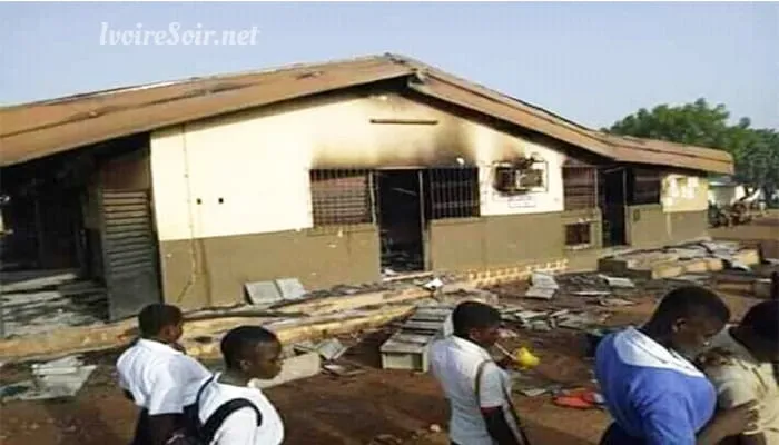 Katiola : Un bâtiment du Lycée moderne part en fumée, en pleine grève des enseignants