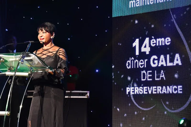 14ème Gala de la Fondation Servir : Les images inédites de Mme Bédié, Ahoussou et Soro faisant le show