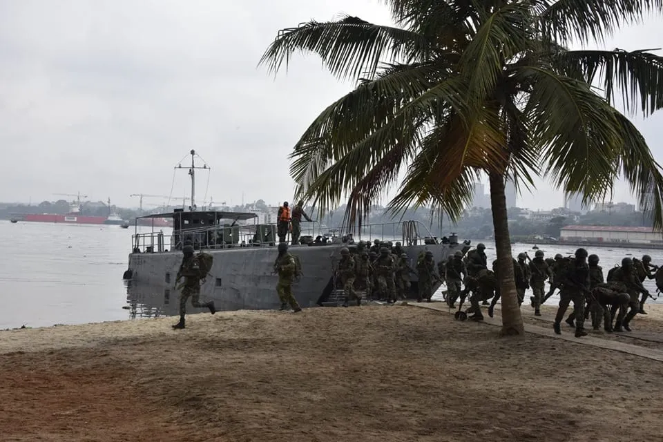 Exercice militaire naval « Grand African Nemo »: la marine française forme de la marine ivoirienne