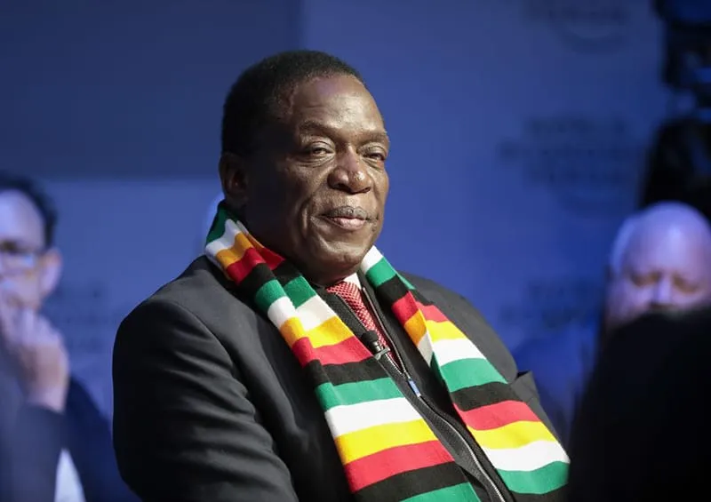 Vaccin Covid-19 : le président zimbabwéen exprime sa gratitude à la Chine