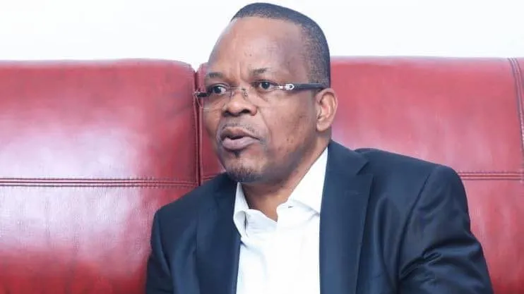 Réconciliation Soro et Ouattara : Alain Lobognon répond à ses détracteurs, « les injures ne mettront pas fin à mon engagement »