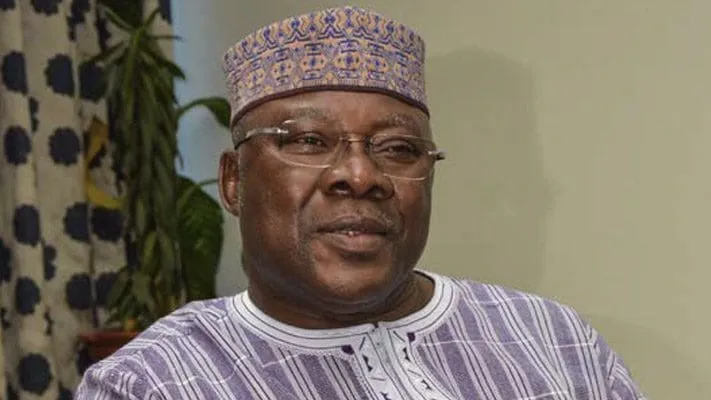 Burkina: l’opposition réclame la démission d’Oumarou Idani