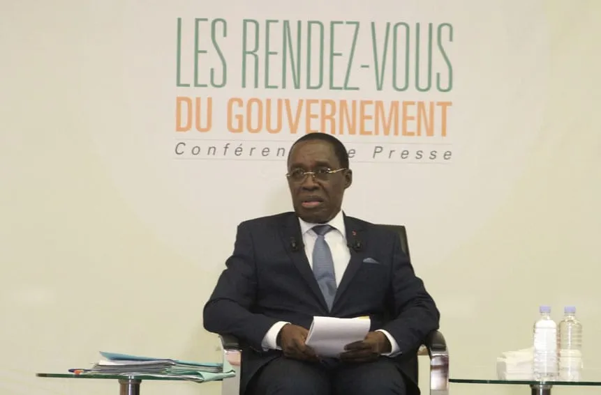 Bonoua Inondations: Aka Aouélé a fait un don de 2 millions aux sinistrés du village de Yaou