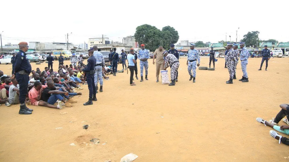 Assassinat de gendarme à Yopougon: 290 « Gnambros » arrêtés