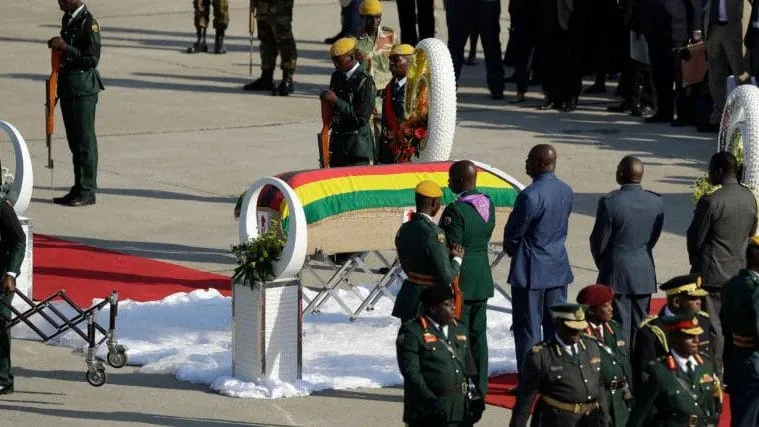 Zimbabwe: qui veut profaner le tombe de Mugabe ?
