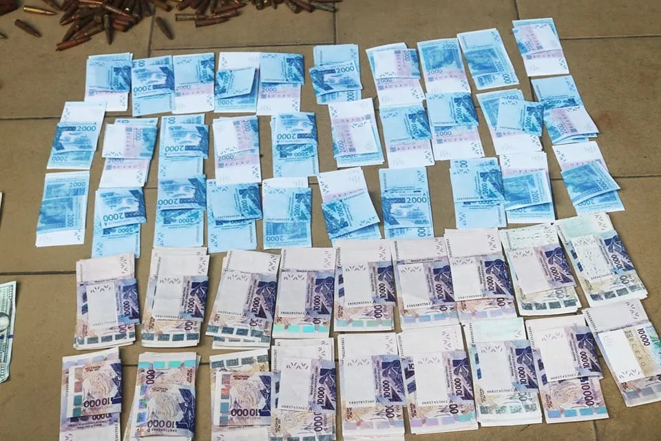 Faux billets de banque