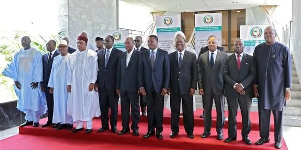 Coup d’État au Mali : les dirigeants africains exigent la libération du président