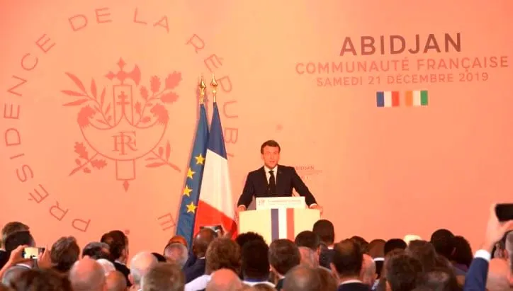Macron en Côte d’Ivoire : le Président appelle les 22 000 ressortissants français à préserver l’amitié franco-ivoirienne