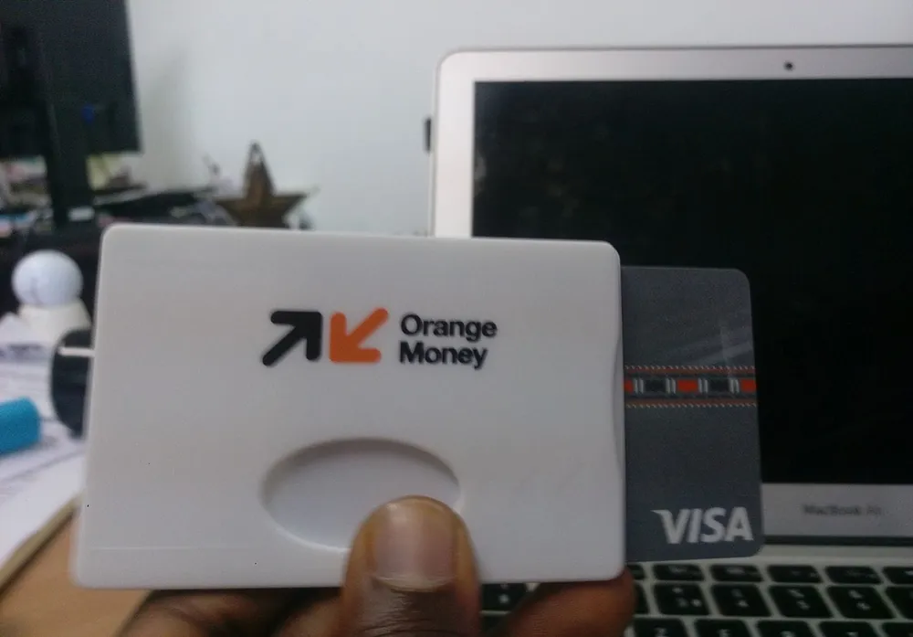 Visa d’Orange Money : Orange Côte d’Ivoire vole t-il ses clients ?