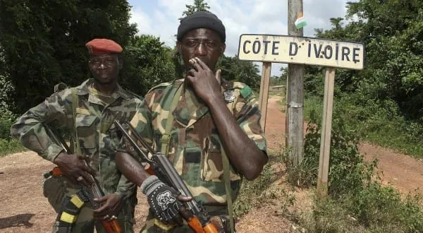 Côte d’Ivoire : la théorie du complot ou comment depuis Houphouët le pouvoir ivoirien écarte ses opposants